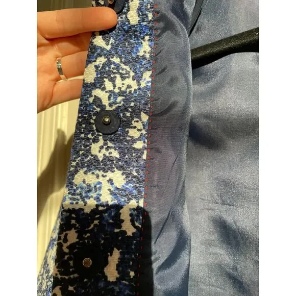 Carolina Herrera Navy and White Jacket - Size 4 - Picture 3 of 5